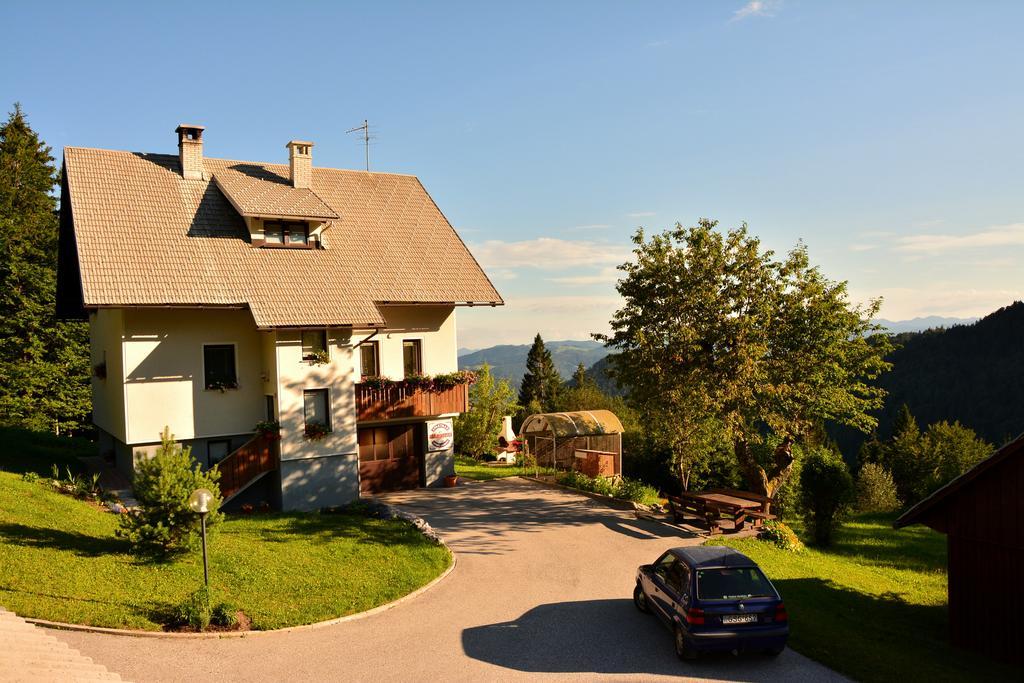 Apartments Pri Marjetki Cerkno Exterior photo