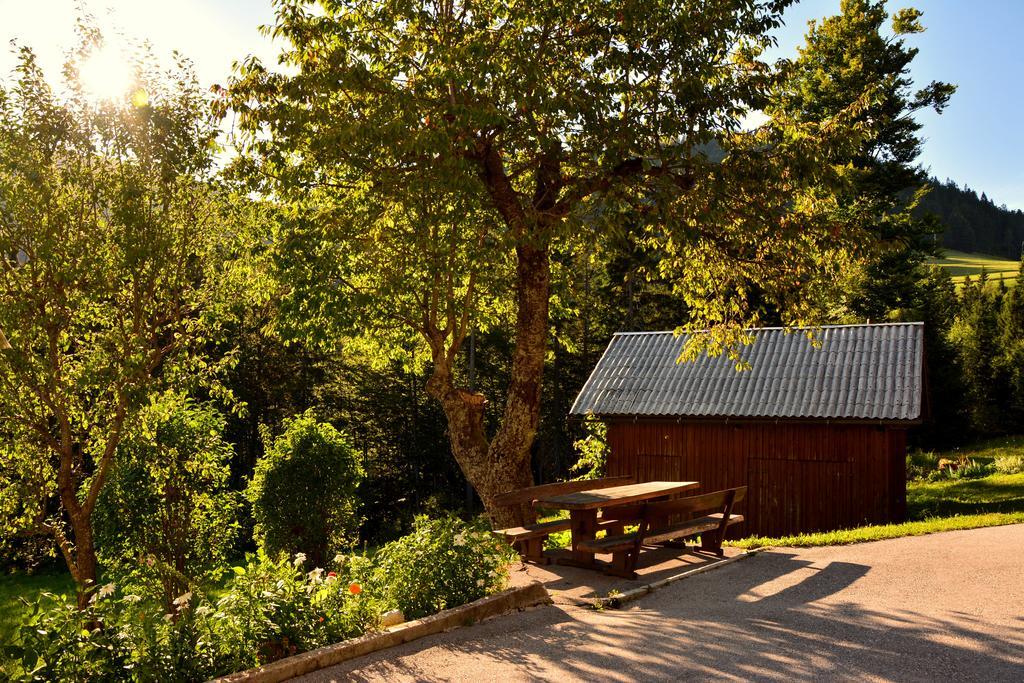 Apartments Pri Marjetki Cerkno Exterior photo