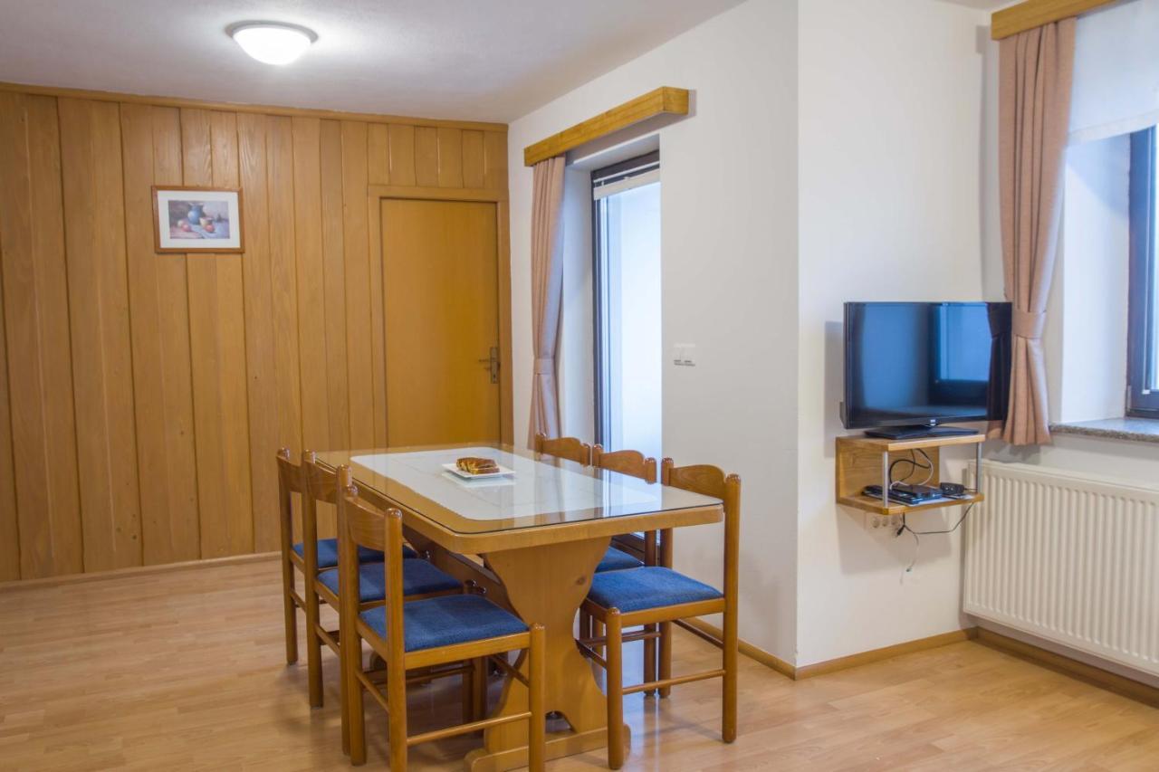 Apartments Pri Marjetki Cerkno Exterior photo